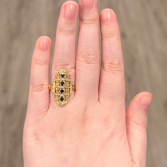 Art Deco Sapphire Shield Ring: 14K Yellow Gold, Diamond Accents, Size 8 - Picture 10 of 12